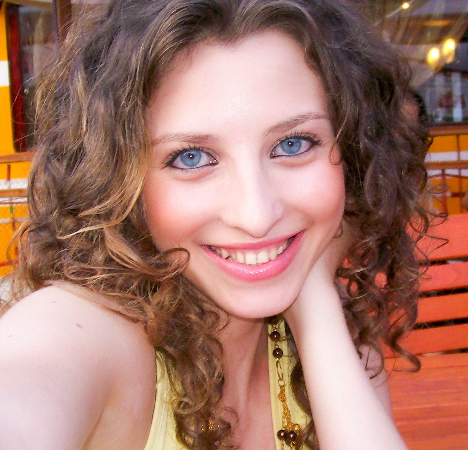 ZO-FickerinAnna aus Zürich,Schweiz